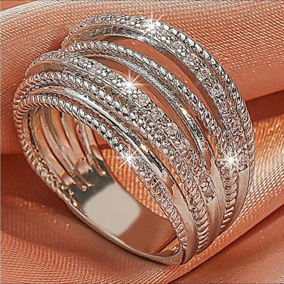 💎⭐️Stacked melee  paved Cz Diamond multilayered ring.💍 - Picture 7 of 15